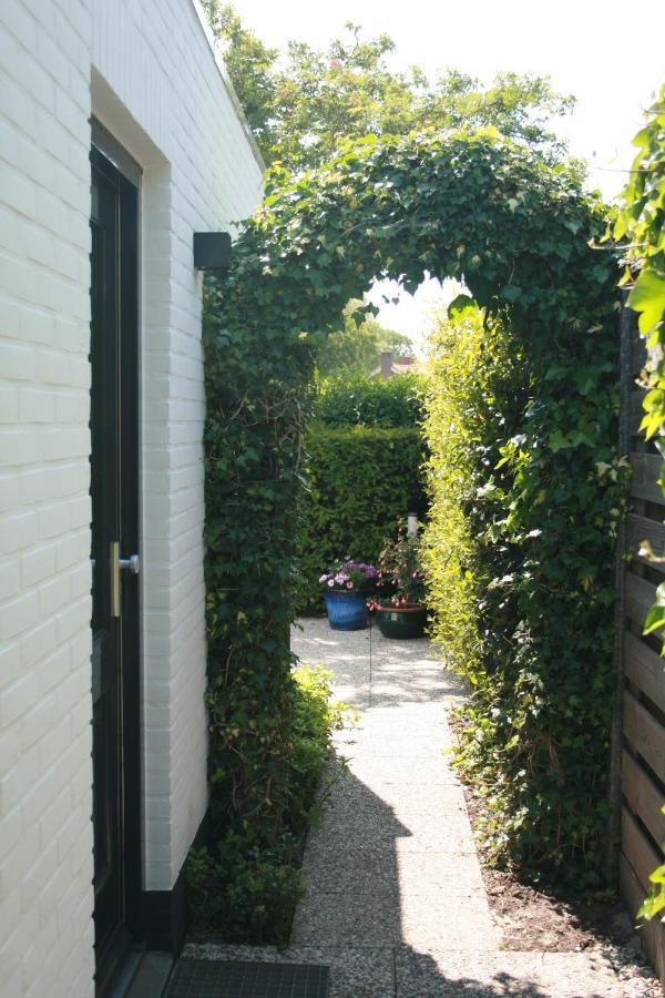 Bed & Breakfast Zeeuws Gelukkig Serooskerke  Bagian luar foto